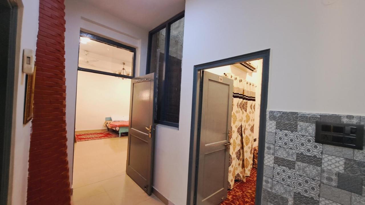 Sufi Khandar Home Stay Yeni Delhi Dış mekan fotoğraf