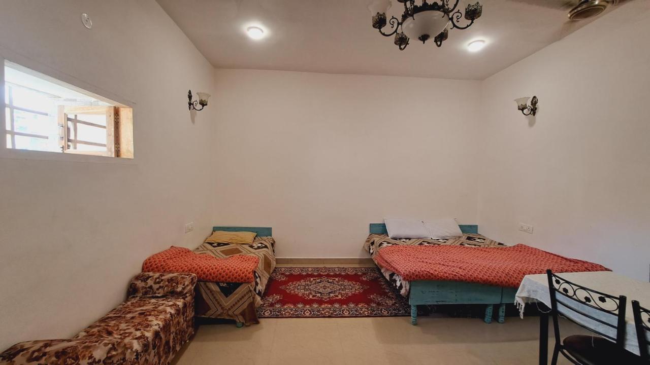 Sufi Khandar Home Stay Yeni Delhi Dış mekan fotoğraf