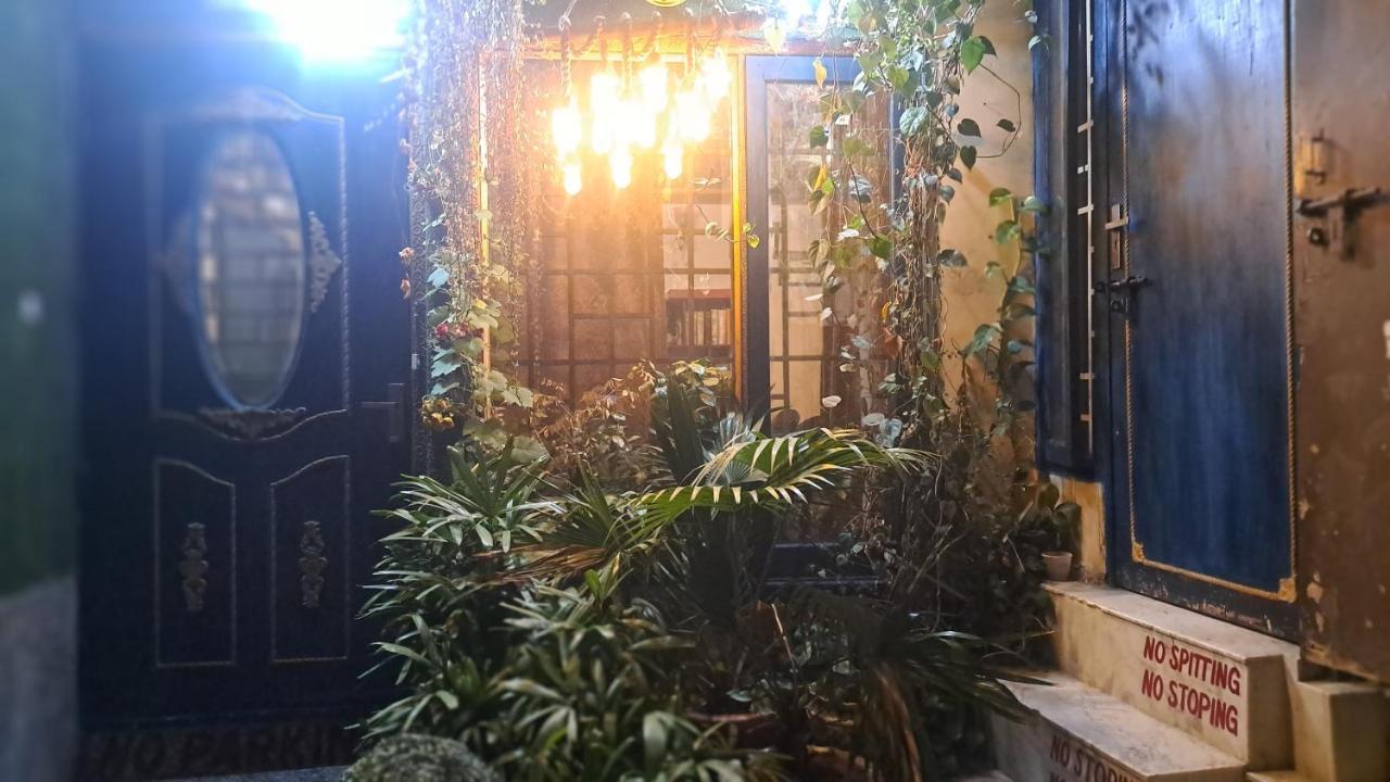 Sufi Khandar Home Stay Yeni Delhi Dış mekan fotoğraf